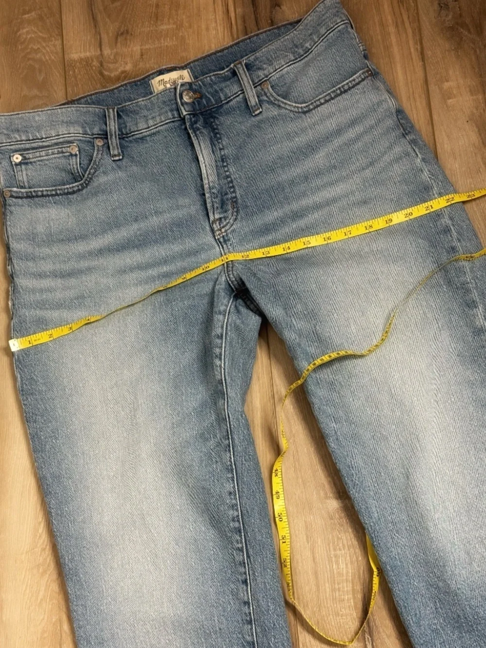 Madewell Jeans Mid Rise Perfect Vintage Distressed Straight Medium/ Light Wash